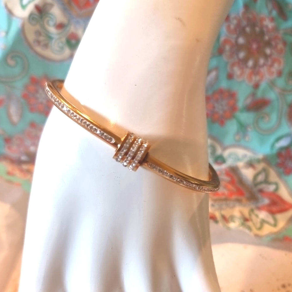 New Luxury Designer-style 18k Gold Ss Cubic Zircon Screw-On Bangle Bracelet